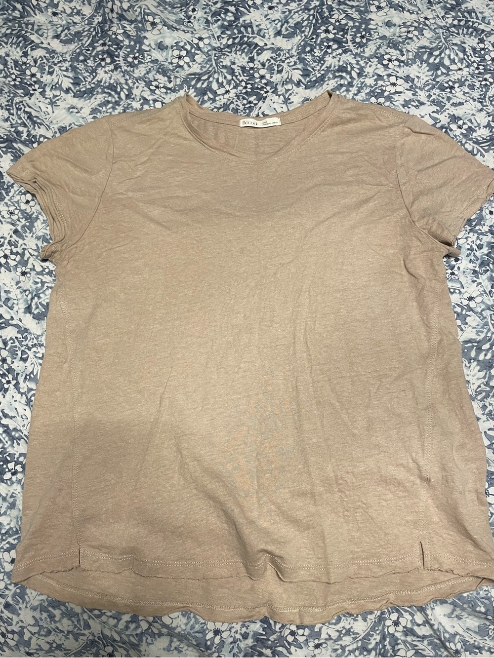 BE COOL Women's Short Sleeve Crewneck Tee - Beige Taupe